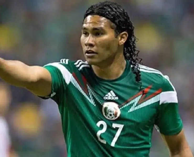 Mundialista con México ingresa a la política Gullit Peña busca candidatura en León
