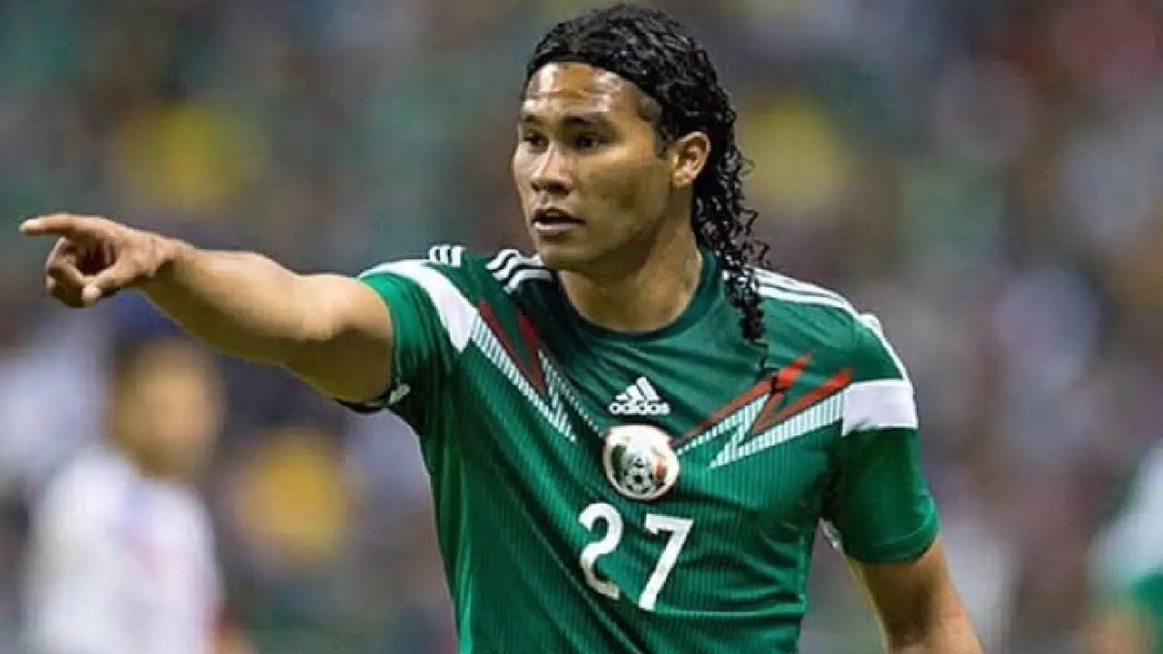 Mundialista con México ingresa a la política Gullit Peña busca candidatura en León