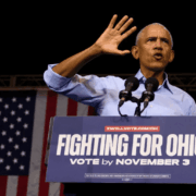 Obama acusa a Trump de corrupción e incompetencia