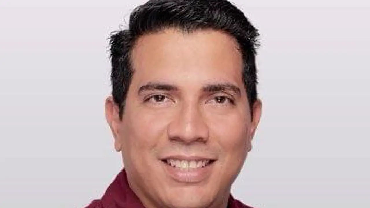 Óscar Brito busca la Coordinación de Morena en Mérida