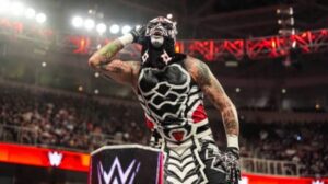 Penta Zero Miedo se impuso en una intensa lucha de escaleras en Money in the Bank de WWE, dejando abierta la posibilidad de convertirse en campeón mundial al cobrar el maletín en el momento indicado.
