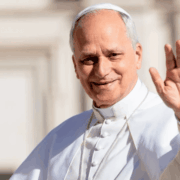 Papa León XIV será operado