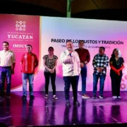 Paseo de los Sustos y Tradición reúne a más de cinco mil personas en Mérida