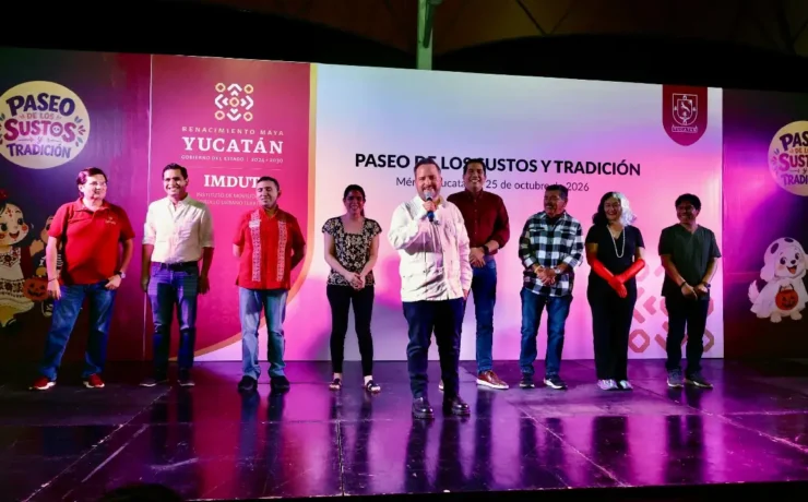 Paseo de los Sustos y Tradición reúne a más de cinco mil personas en Mérida