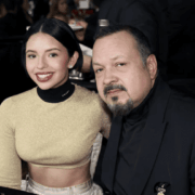 Pepe Aguilar conmueve las redes