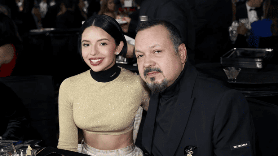 Pepe Aguilar conmueve las redes