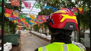 Elementos de Protección Civil y Bomberos realizarán recorridos de vigilancia en los cementerios de Playa del Carmen y Puerto Aventuras para prevenir riesgos y atender emergencias durante el Día de Muertos.