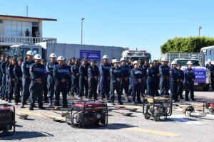 La Secretaría de Marina mantiene acciones de prevención y vigilancia ante el huracán “Simón” y la tormenta tropical “Trudy”, con brigadas y equipo especializado preparados para responder ante posibles emergencias en las costas del Pacífico mexicano.